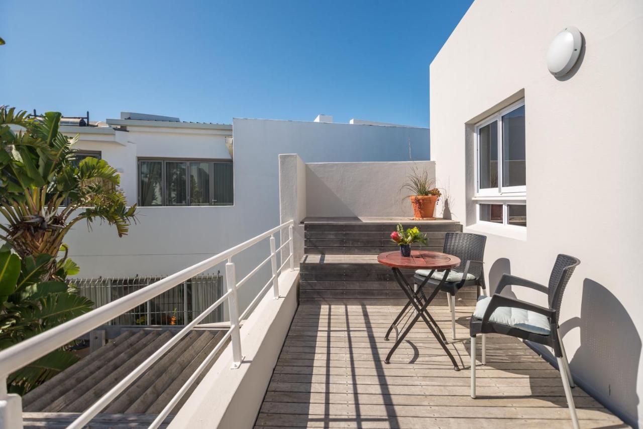 Ocean12 Guesthouse Sunset Beach Κέιπ Τάουν Εξωτερικό φωτογραφία