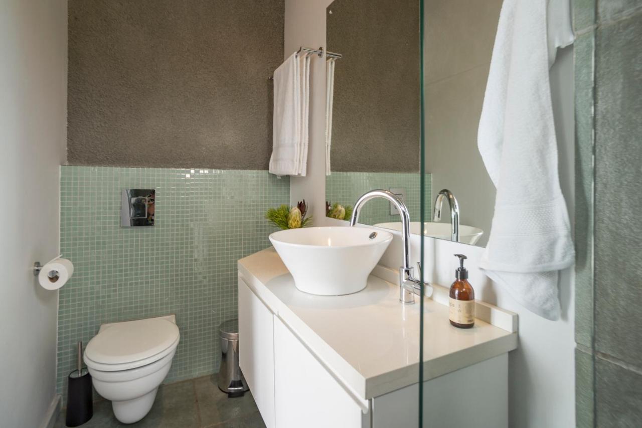 Ocean12 Guesthouse Sunset Beach Κέιπ Τάουν Εξωτερικό φωτογραφία